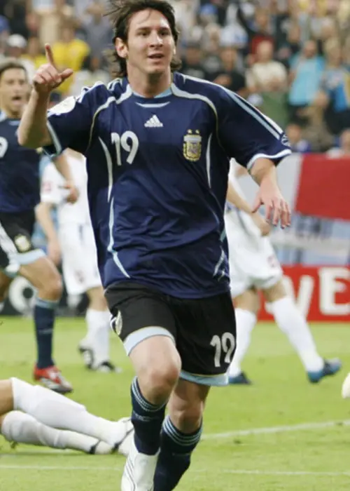 el primer gol de messi en un mundial