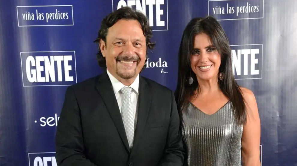 Gustavo Sáenz junto a su mujer Elena Cornejo