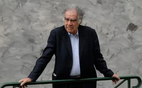 Carlo Ginzburg: muere el fundador de la microhistoria.