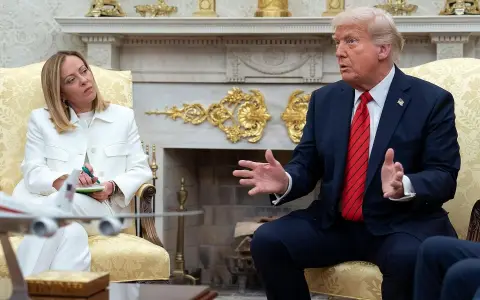 Cruce entre Giorgia Meloni y Donald Trump