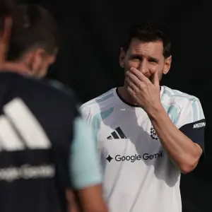 Si los 16avos de final terminaran hoy, la Argentina debería jugar un clásico sudamericano