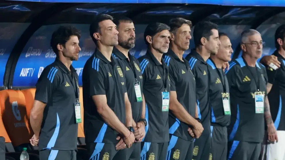 El plantel técnico completo de la Selección argentina.