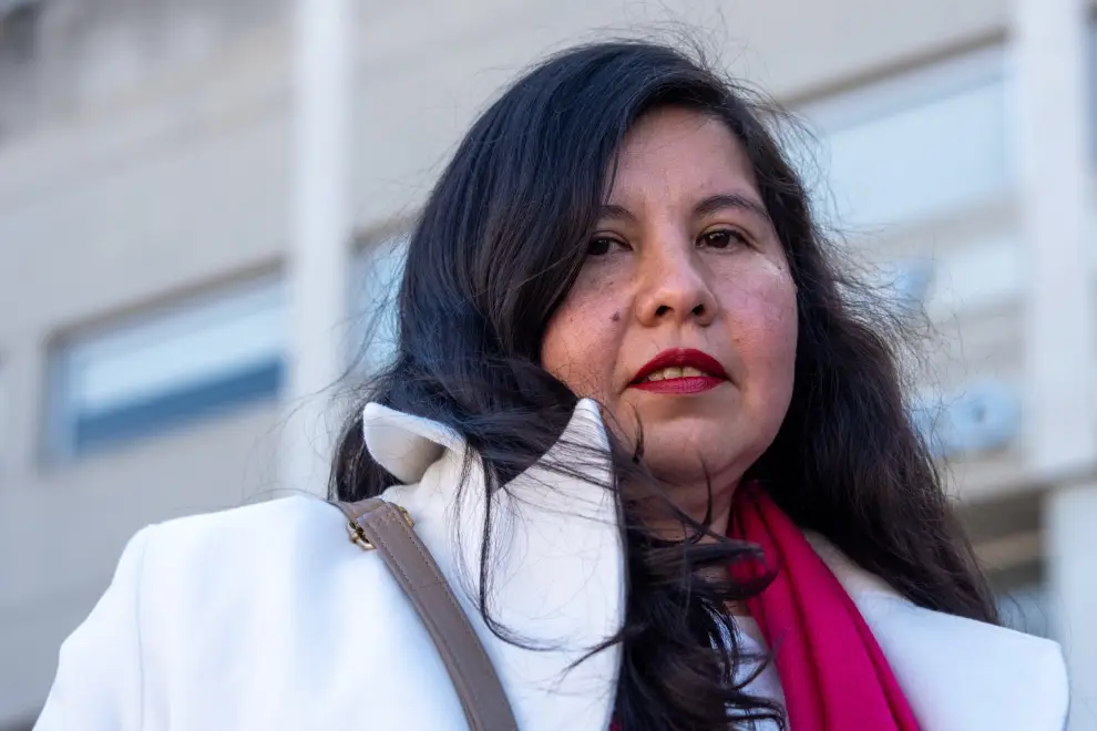 Mariana Aranda y sus abogados después de la reunión con el procurador 