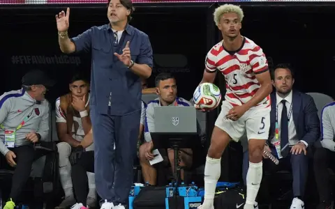 Mauricio Pochettino se metió en el bolsillo al hincha estadounidense.