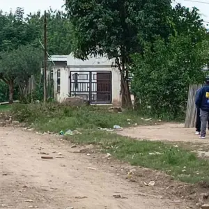 Un joven fue asesinado en Embarcación y el crimen desató una batalla campal con incendios y destrozos