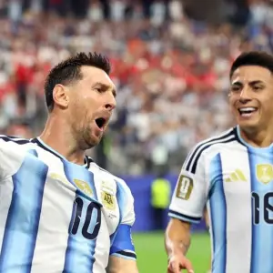 Messi legendario: Con sus dos goles clasificó a Argentina a 16avos y se convirtió en el máximo goleador de los mundiales