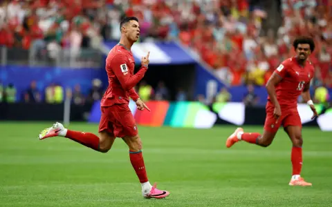 Cristiano Ronaldo abrió el marcador para los lusos frente a Uzbekistán.