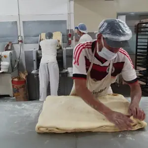 Desde que asumió Milei, cerraron 2.800 panaderías y se perdieron 17 mil puestos de trabajo en Argentina