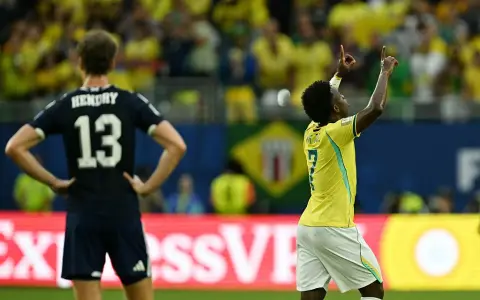 Vinicius Junior, autor de los dos goles para Brasil.