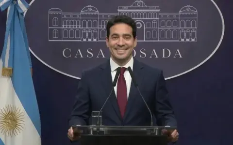 Adrián Ravier, el nuevo vocero del Gobierno