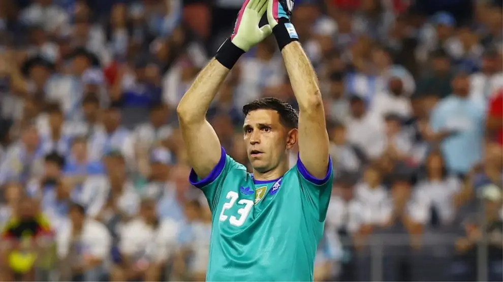 El Dibu Martínez reveló el mal momento que pasó por la fractura que podría haberlo dejado afuera del Mundial.
