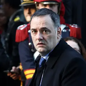 Pidieron a la Justicia la prisión preventiva de Manuel Adorni y que se le prohíba salir del país 