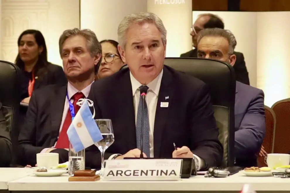 El canciller Pablo Quirno en la Cumbre del Mercosur en Asunción