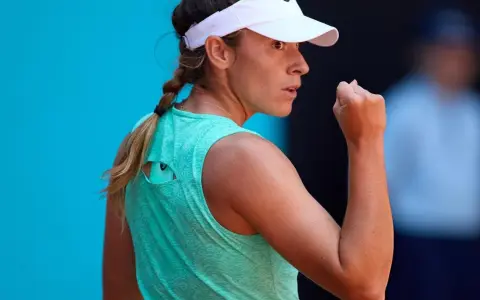 Solana Sierra salvó a la legión argentina en el día 1 de Roland Garros.