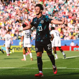 De criticado y borrado en River, a héroe en el partido más importante en la historia de Paraguay: el Mundial le cambió la vida a Galarza Fonda