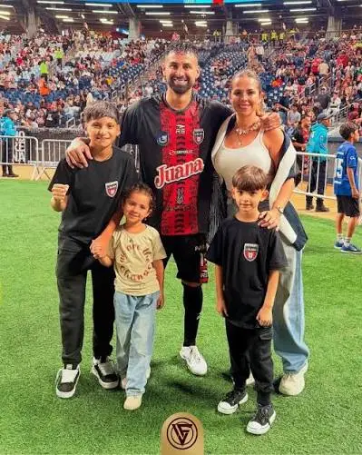 Lucas Trejo y su familia
