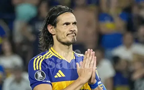 Edinson Cavani dejó de ser jugador de Boca