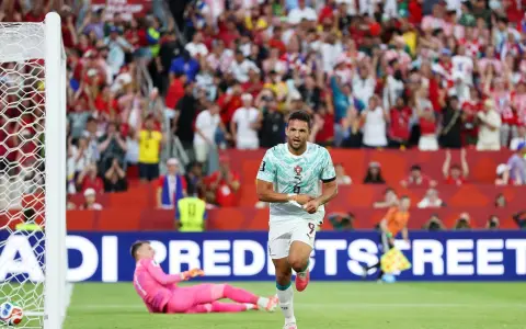 Ramos le dio la clasificación a Portugal en tiempo extra.