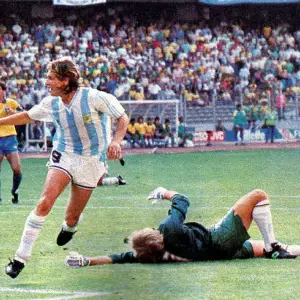 Del debut del 34 a la gloria de Qatar y la estadística que ilusiona: cómo le fue a Argentina cada vez que jugó octavos de final de un Mundial