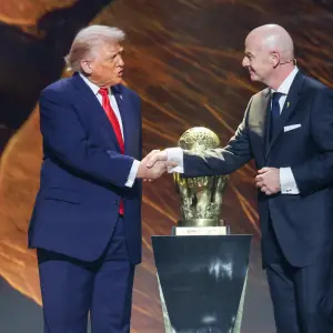 "Ayudín" de la FIFA a Estados Unidos, y ¡por presión de Trump! Su gran figura metió un planchazo feroz, fue expulsado, pero igual jugará ante Bélgica
