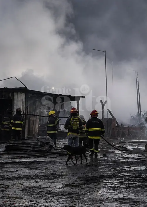 Incendio en Grand Bourg