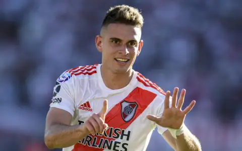 Santos Borre se vuelve a poner la camiseta de River