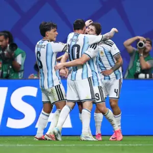 Si no se sufre no vale: Argentina dio vuelta el partido con Egipto y clasificó a cuartos de final del Mundial
