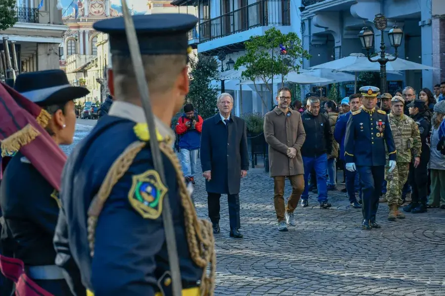 Dante Bernaki y Antonio Marocco, otras autoridades día de la independencia
