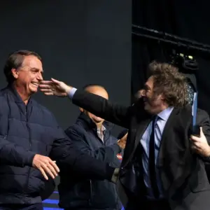 Milei confirmó que viajará a Brasil para apoyar la candidatura de Flavio Bolsonaro