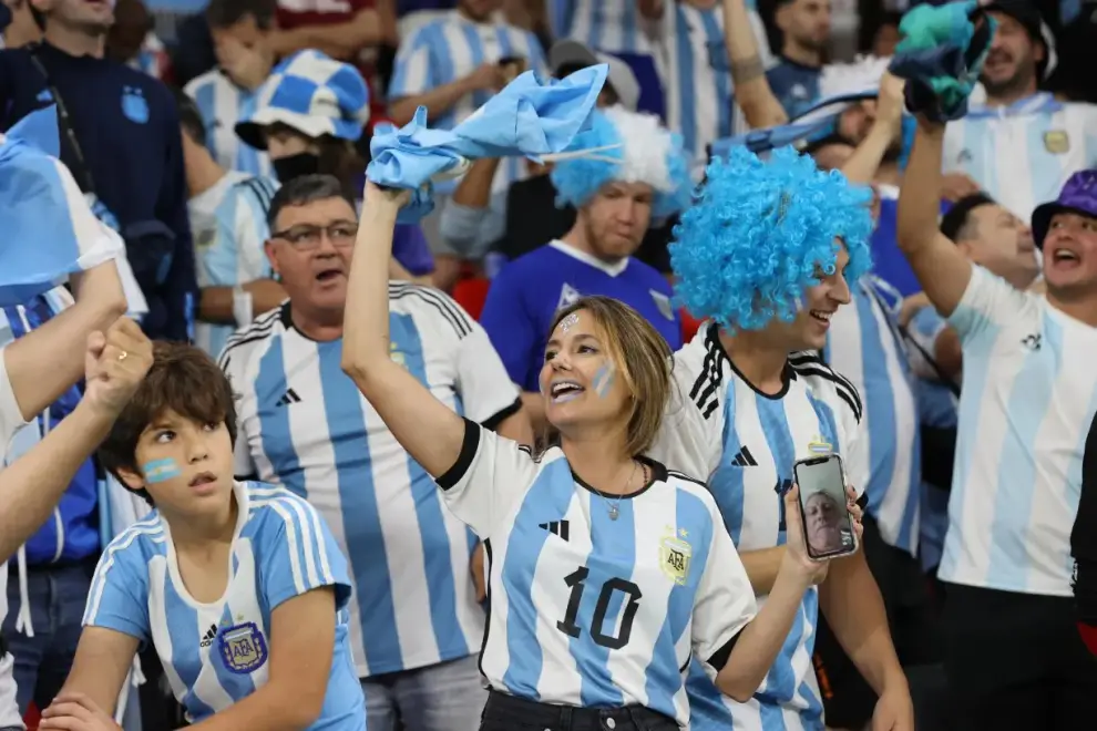 Los hinchas argentinos, ilusionados.