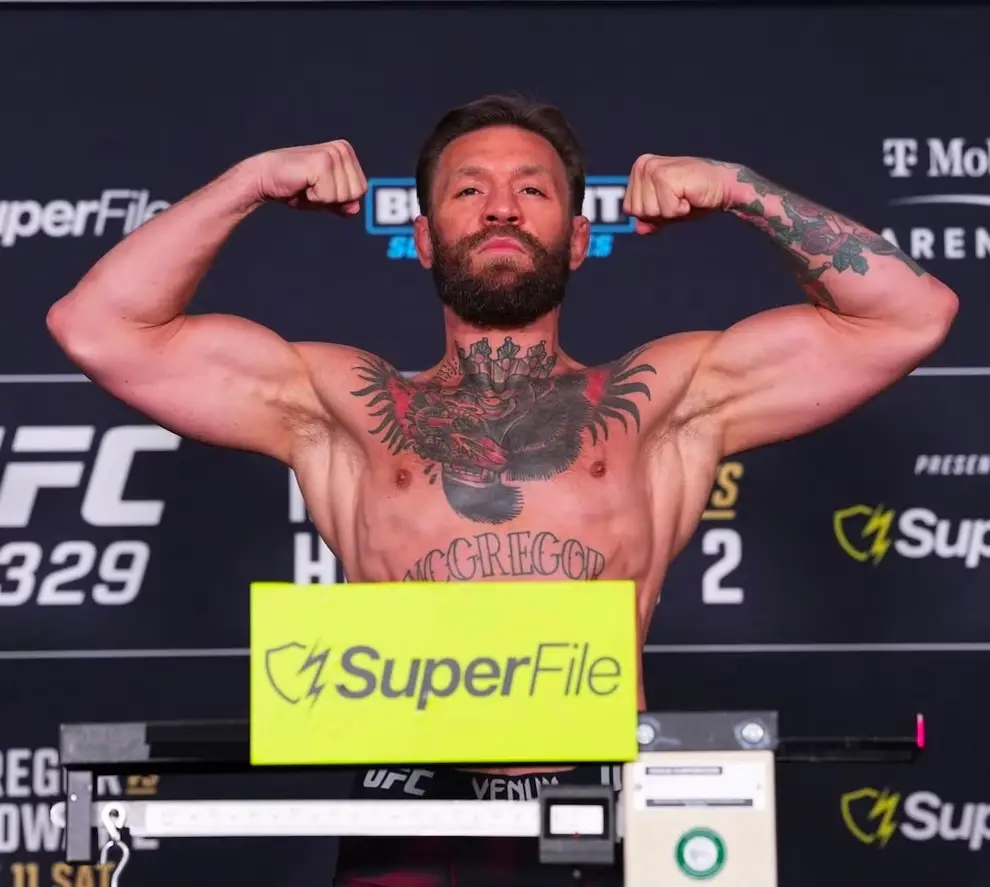 Conor en el pesaje.