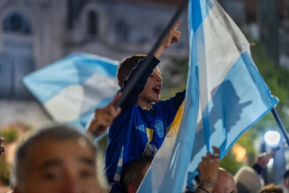 Mundial 2026: Festejos en plaza 9 de Julio por el pase a semifinales del seleccionado argentino de futbol