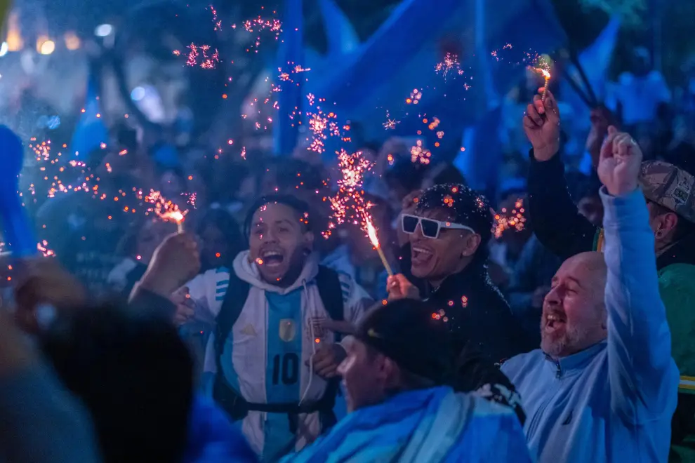 Mundial 2026: Festejos en plaza 9 de Julio por el pase a semifinales del seleccionado argentino de futbol