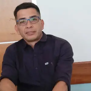 La familia del motociclista fallecido tras ser atropellado por un colectivo de Saeta exige justicia: "Lo agarró de atrás y nunca frenó"