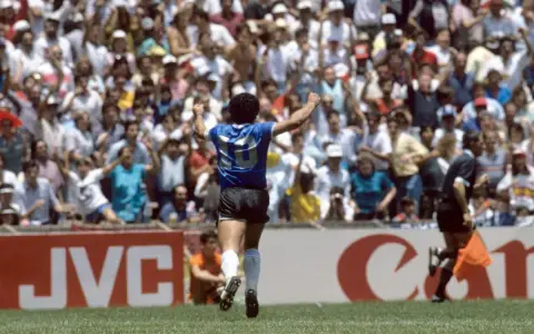 La camiseta azul de la Selección argentina, que tantos buenos recuerdos nos trae en mundiales ante Inglaterra.