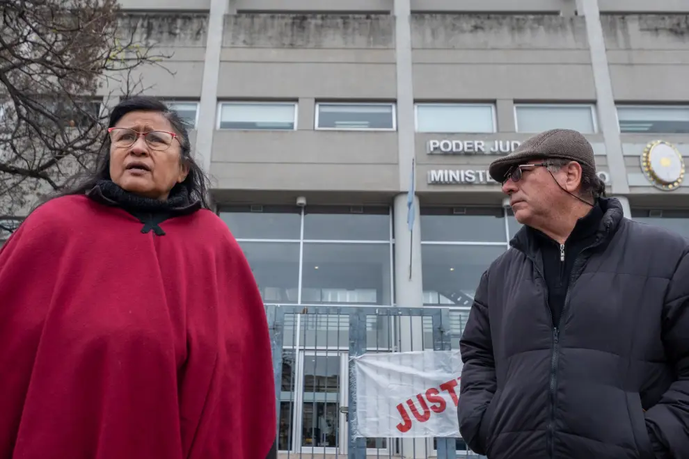 Los padres de Emmanuel Aguirre dieron detalles de los imputados por la tragedia de los operarios de Aguas del Norte