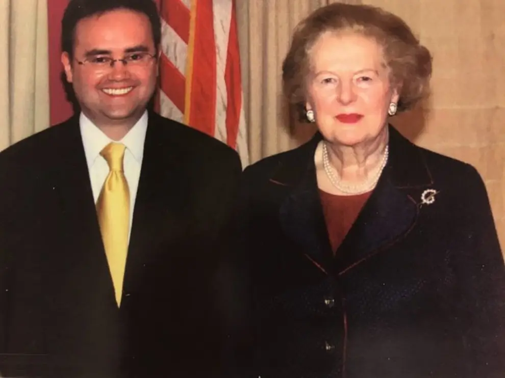Neil Gardiner y Margaret Thatcher.