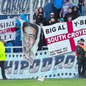 El clásico se calienta en casa: Aparecieron banderas robadas a los ingleses en la cancha del próximo rival que tendrá Central Norte fuera de Salta