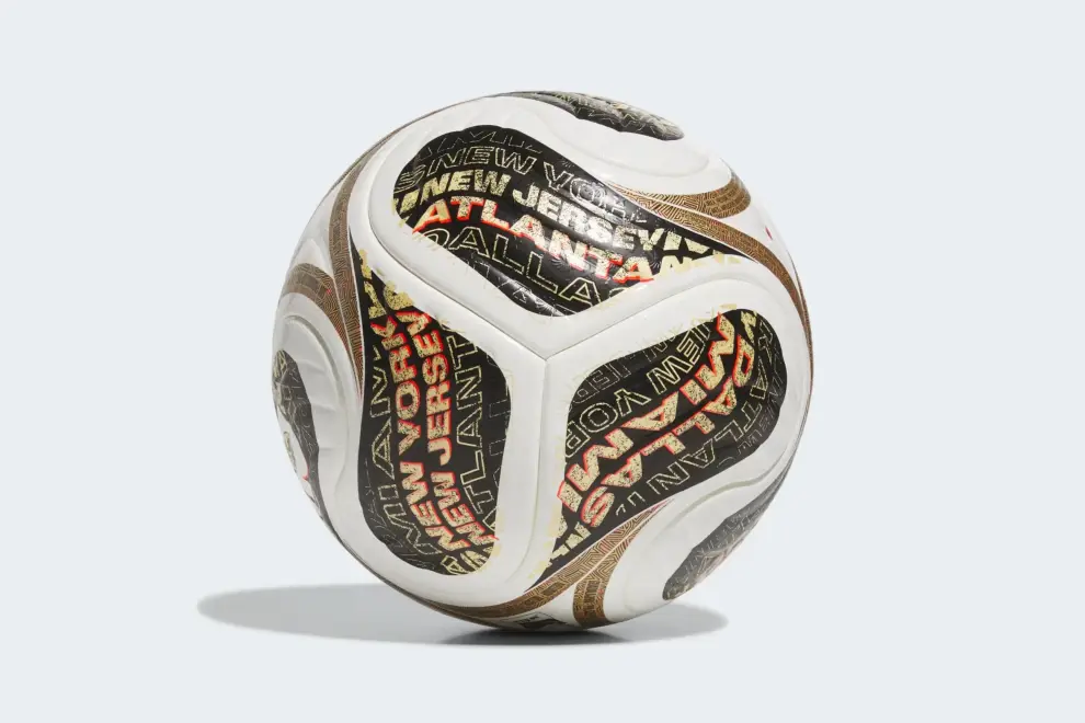 Con Messi de modelo, adidas presentó la nueva pelota que se usará a partir de las semis del Mundial