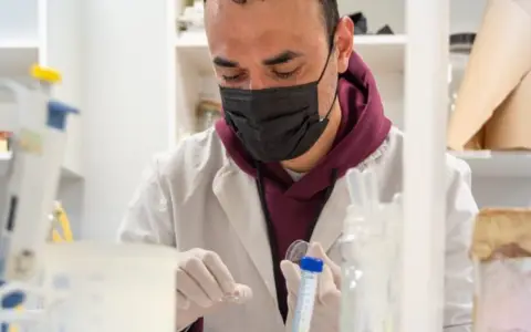 Un estudio de científicos del Conicet identifica una estrategia alternativa para el tratamiento del dolor-Emanuel Peralta, primer autor del trabajo