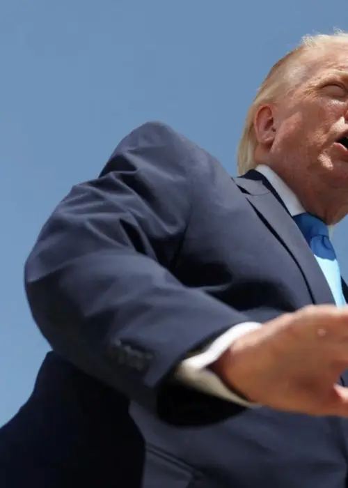 Donald Trump amenazó con atacar centrales eléctricas