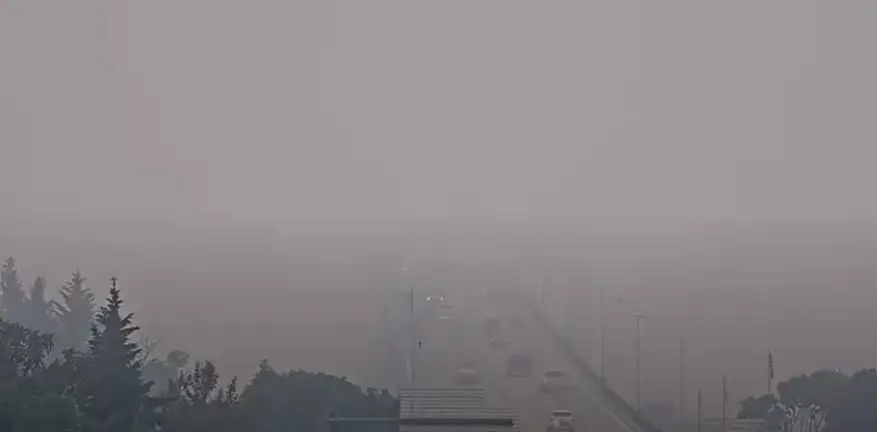 Peligrosa nube de humo en Nueva York.