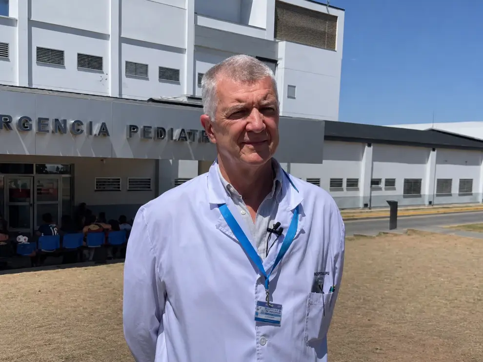 El director médico del Hospital Público Materno Infantil, Eduardo Calvo.