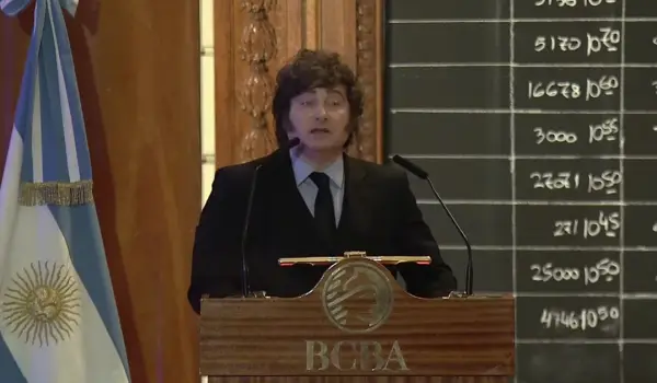 Milei habla en la Bolsa de Comercio