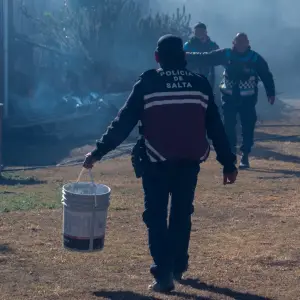 Solo con dos alquileres que Provincia paga a un juez salteño, cuántos bomberos equipados y autobombas podría tener Salta para enfrentar incendios