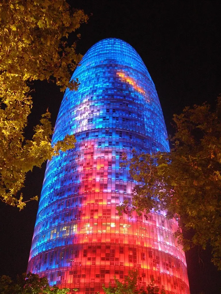 La Torre Glòries de Jean Nouvel en Barcelona.