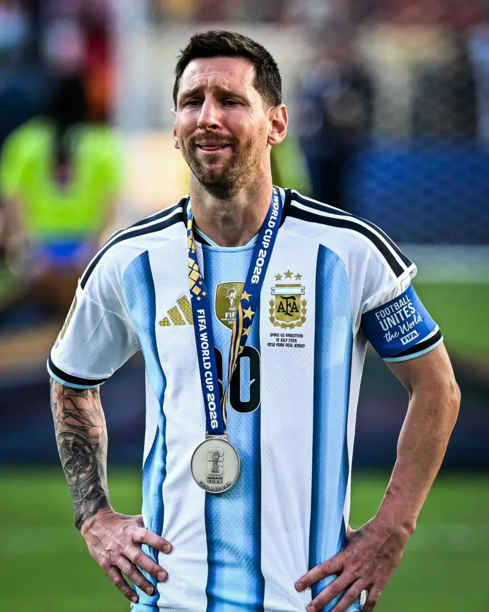 El llanto de Lionel Messi tras recibir la medalla de subcampeón del Mundo.
