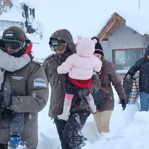 Ya son 30 los rescatados por un histórico temporal de nieve en la alta montaña mendocina