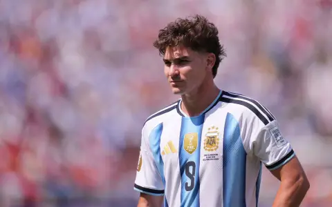 Julián Álvarez, otro de los futbolistas de la Selección argentina que rompió el silencio por medio de sus redes tras la derrota ante España.