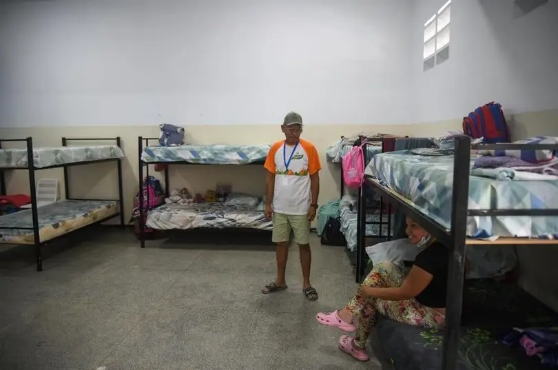 Miles de personas sin hogar permanecen todavía en los refugios dispuestos por el gobierno venezolano.